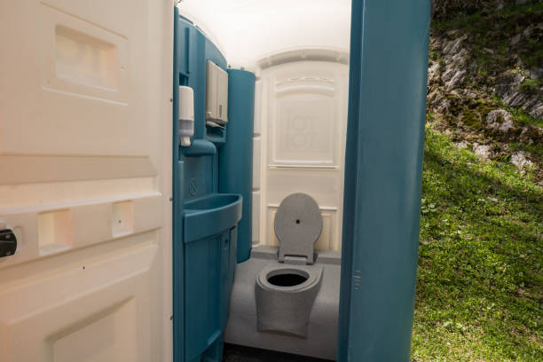 Best Portable restroom trailer rental  in Kechi, KS